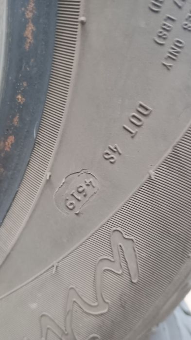 Продам зимову гуму у відмінному стані R13