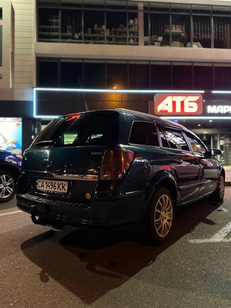 Opel Astra 1.9 SDTI в рідні фарбі