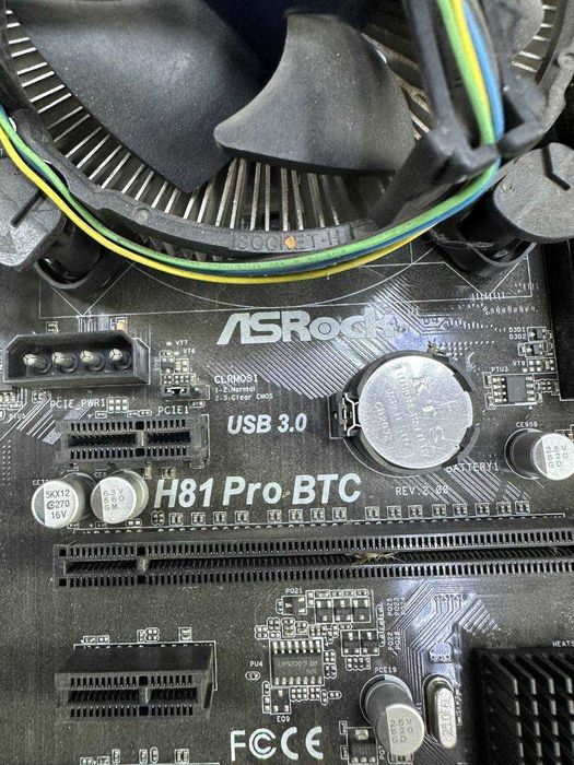 Материнська плата ASRock H81 Pro BTC 2.0