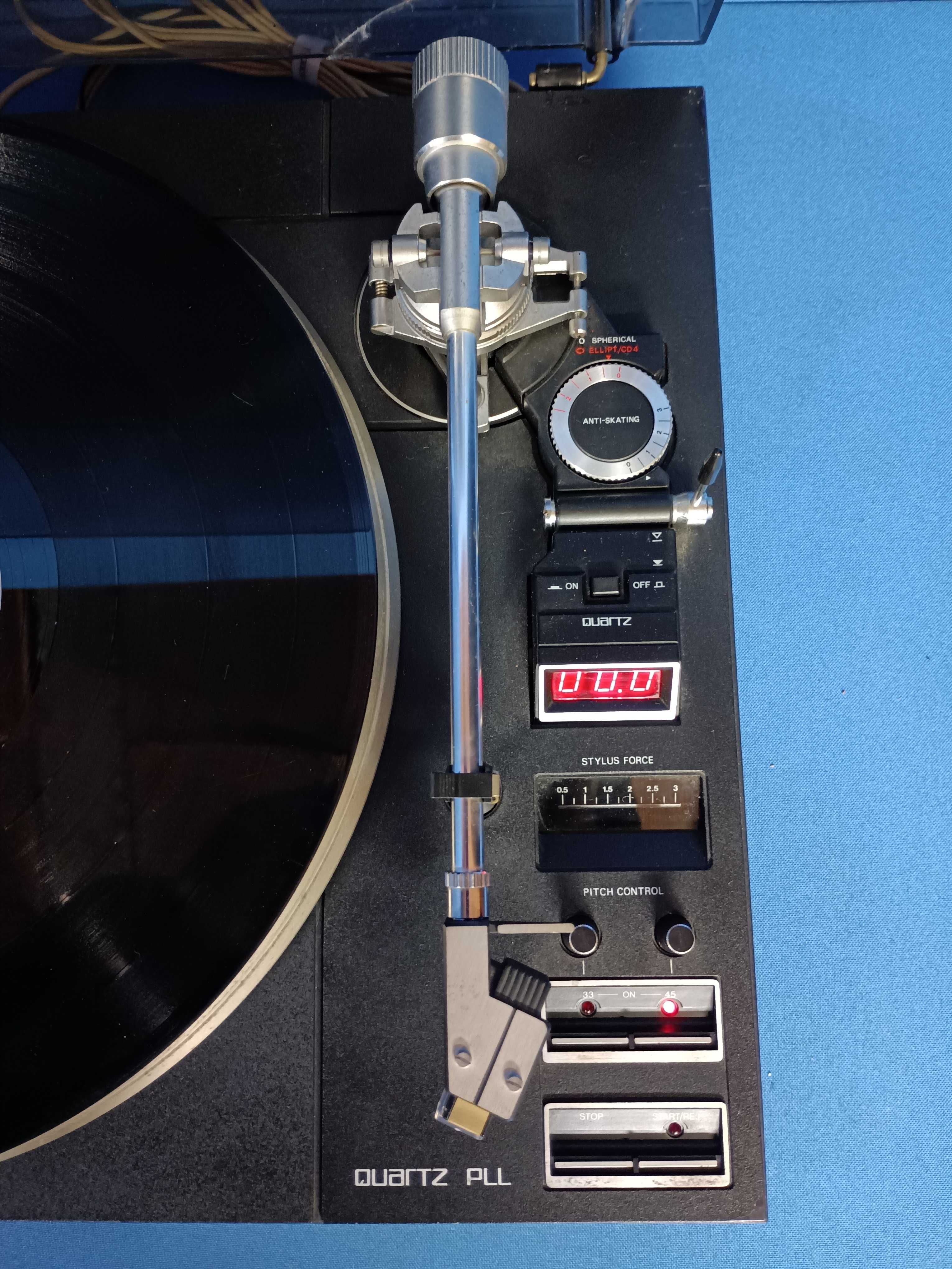 gira discos PHILIPS AF 977