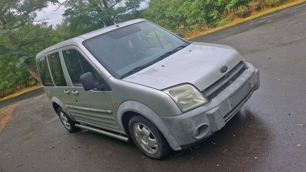 Ford conect 1.8 benzyna