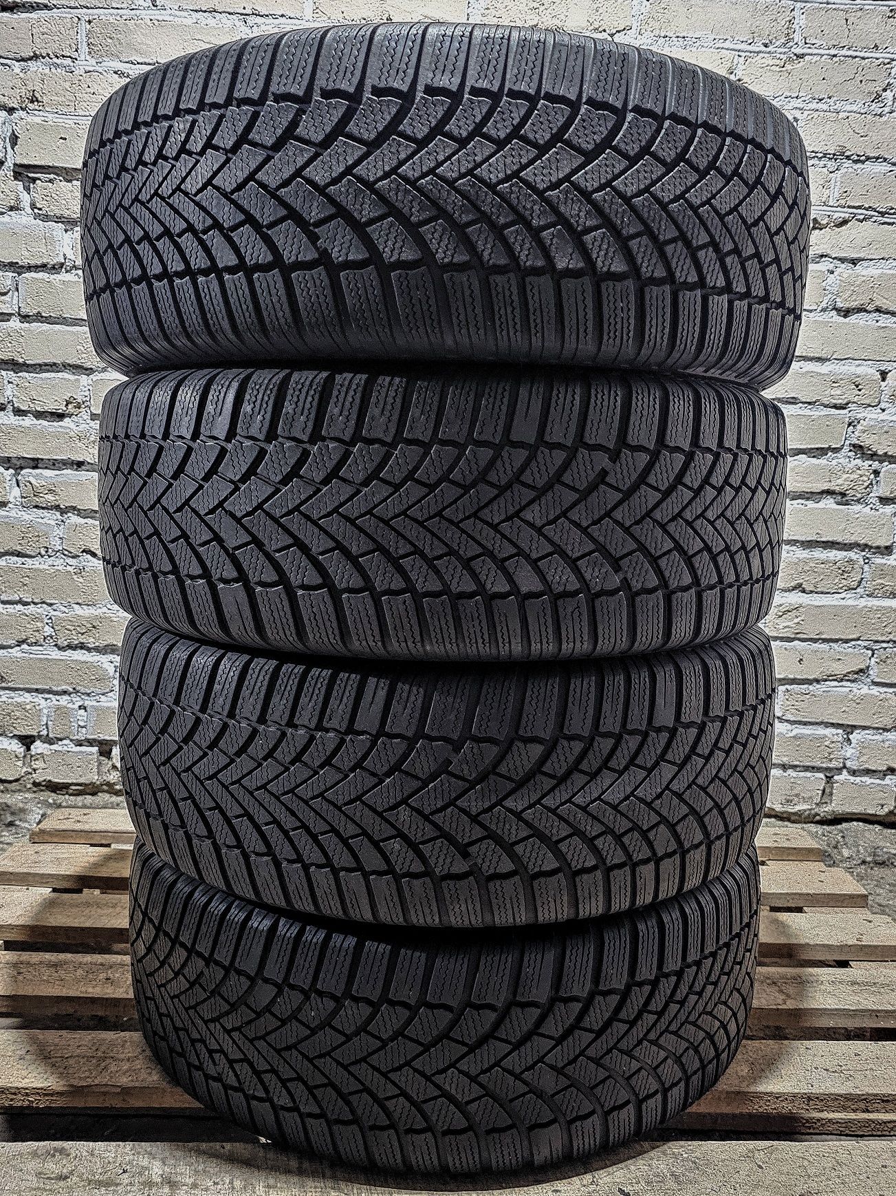 Зимові 215/60r16 Bridgestone | 2021 | 6mm | Spain | Преміум шини 4шт