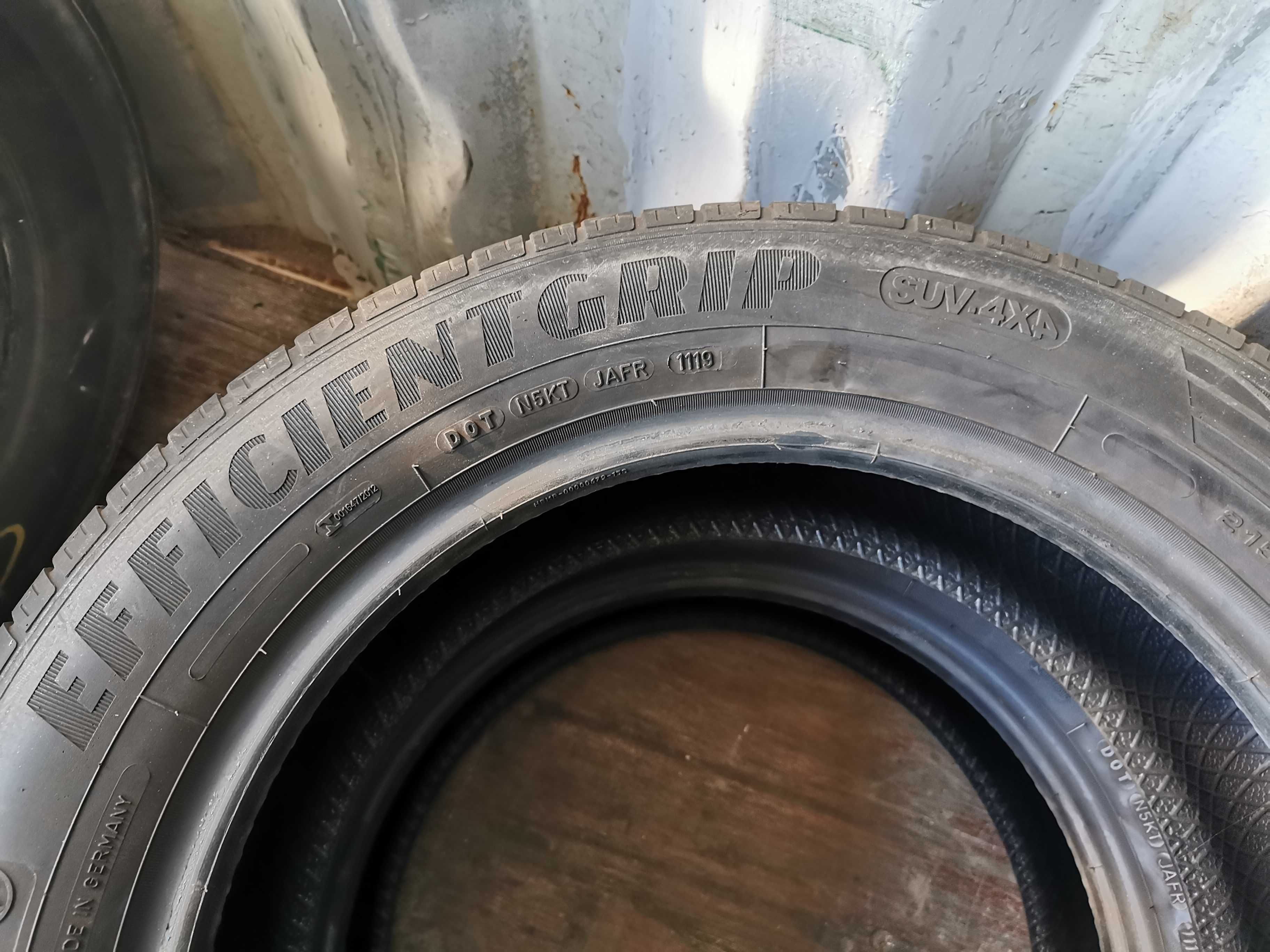 Goodyear Efficientgrip SUV 4x4 215/60r17 96H N8782