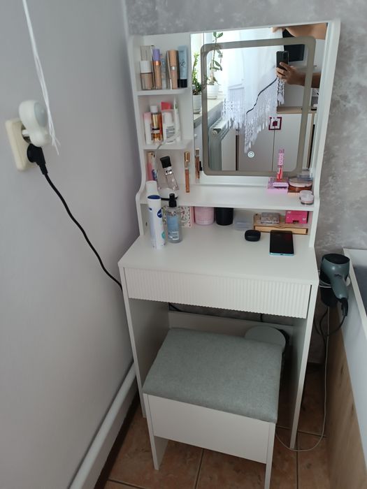 Toaletka nowa, oryginalnie zapakowana