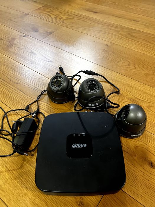 Rejestrator Dahua + 3 kamery analogowe