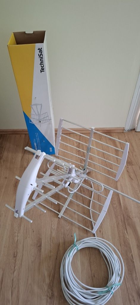 Okazjq!Zewnętrzna Antena Technicombo T3-a+przewód
