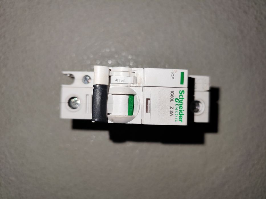 Wyłącznik nadpradowy Schneider iC60L Z 2A 1P