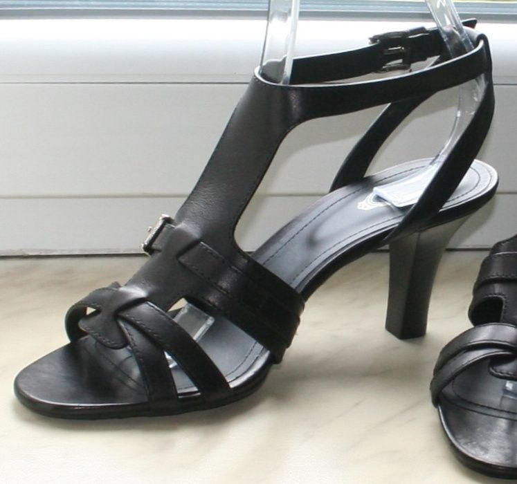 Sandały damskie włoskiej marki Tod`s, rozmiar 39