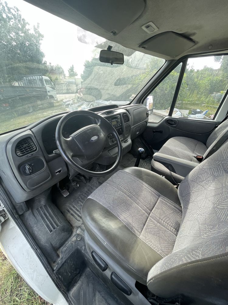 Ford Transit caixa aberta