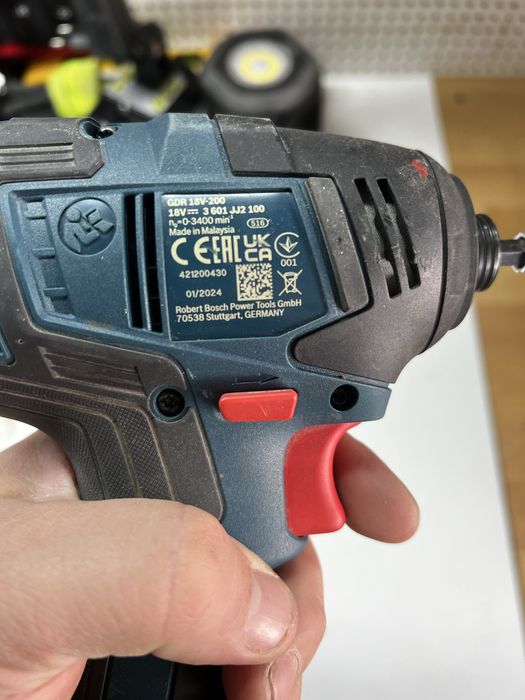 Bosch zakrentarka 18v