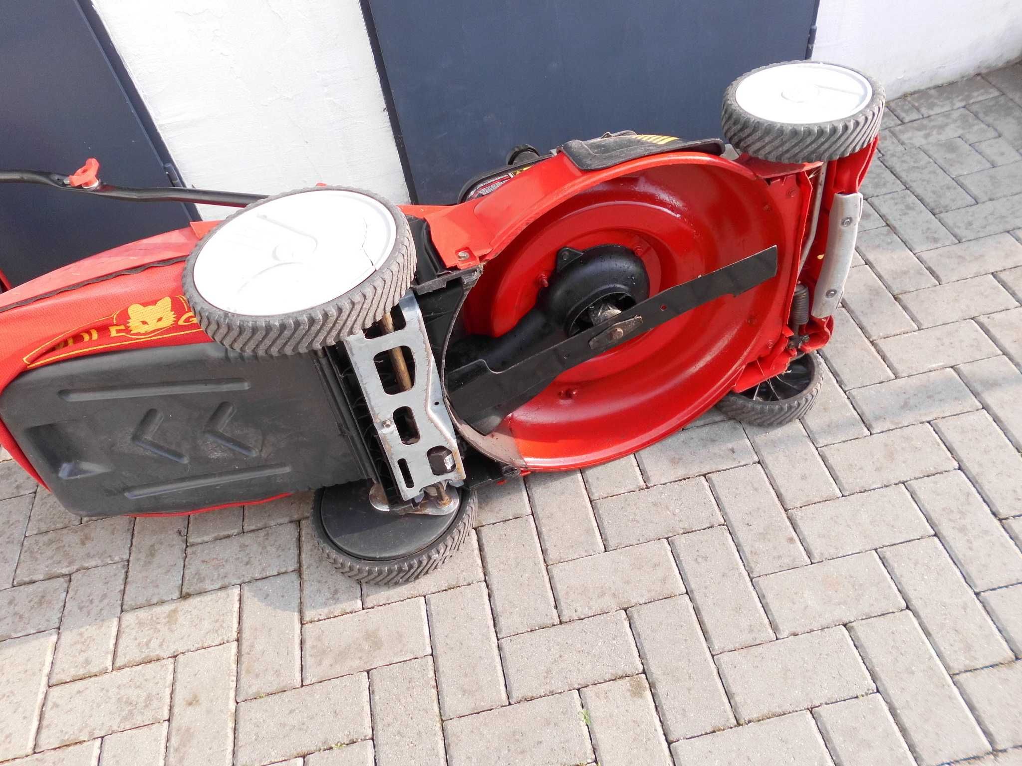 Kosiarka spalin. WOLF Expert B&S 6,5HP