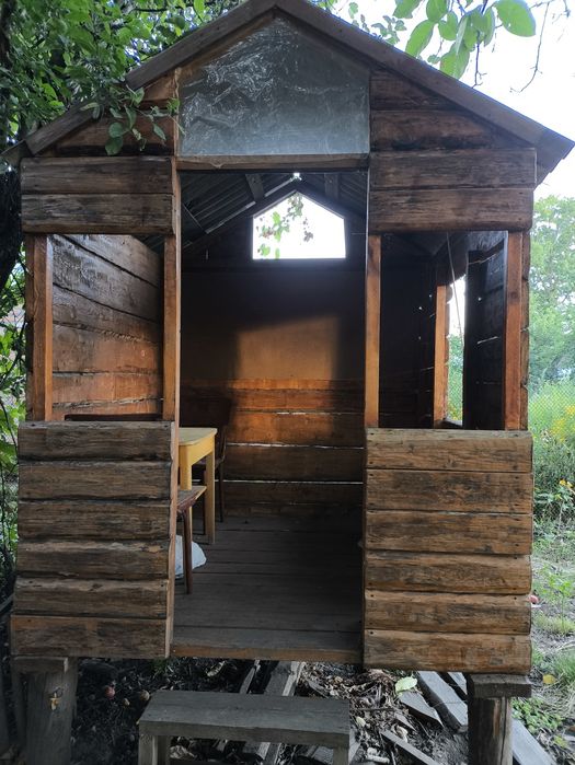 дерев’яна альтанка