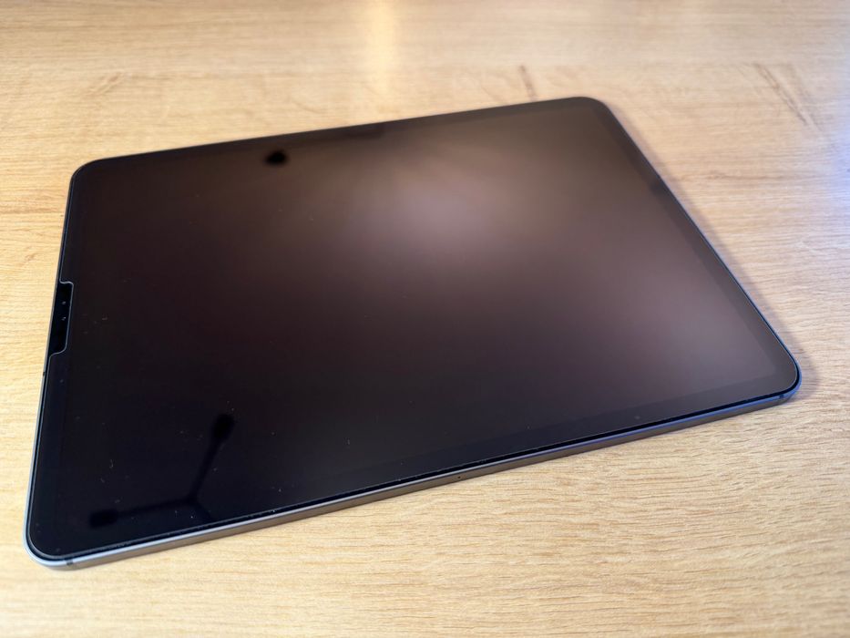 Pad Pro 11” (2020) Wi-Fi + Cellular, 128 GB, Space Gray