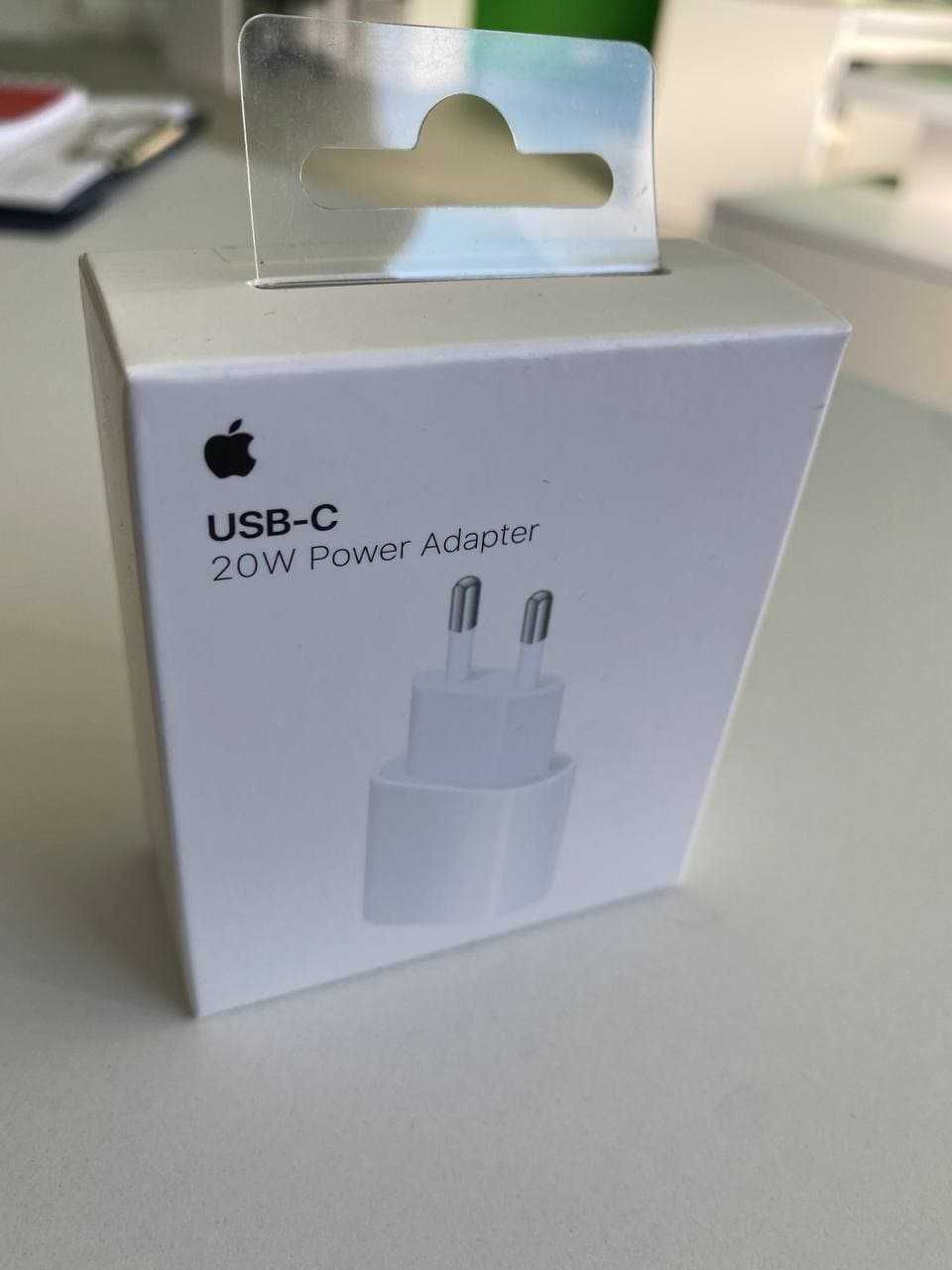 Зарядное устройство адаптер Apple USB-C 20W Power Adapter (MHJE3)