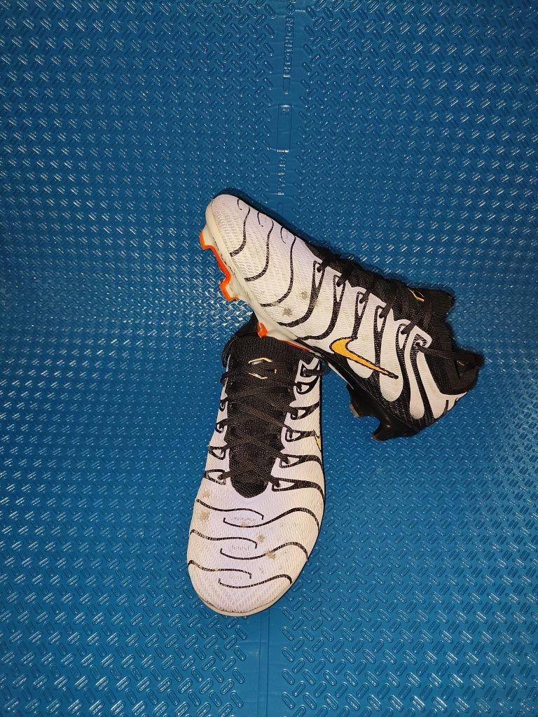 Бутси,копочки Nike Air Zoom Mercurial Vapor  41р 26см
