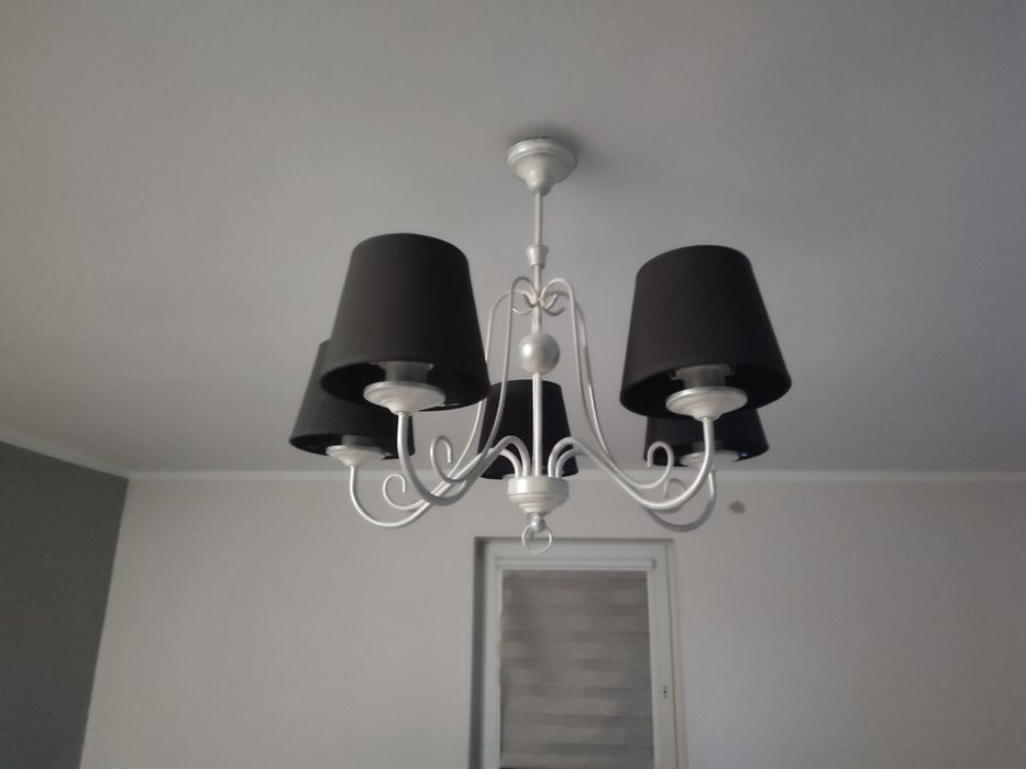 Żyrandol i kinkiet komplet
