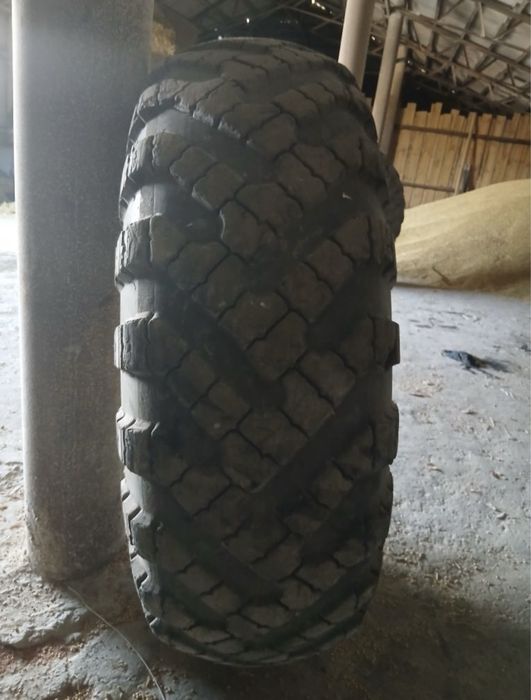 ЮМЗ сила) на дозаторі і стартері