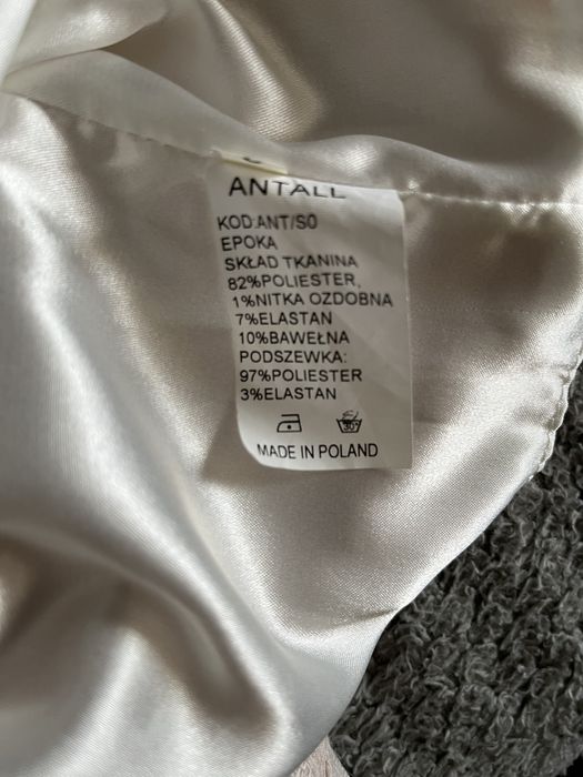 Elegancka sukienka różowo-biała Antall, rozmiar 46