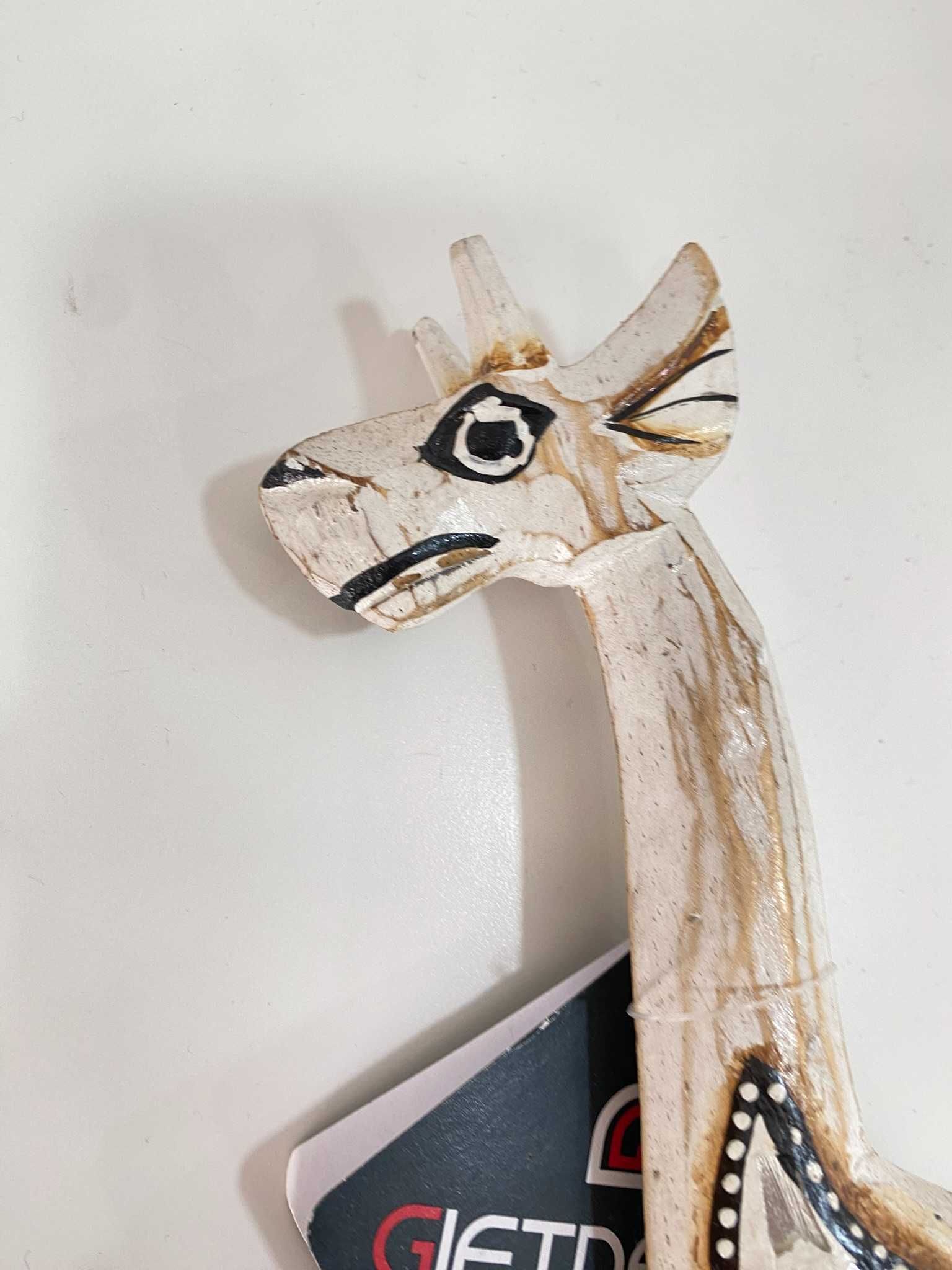 Conjunto de 2 girafas madeira