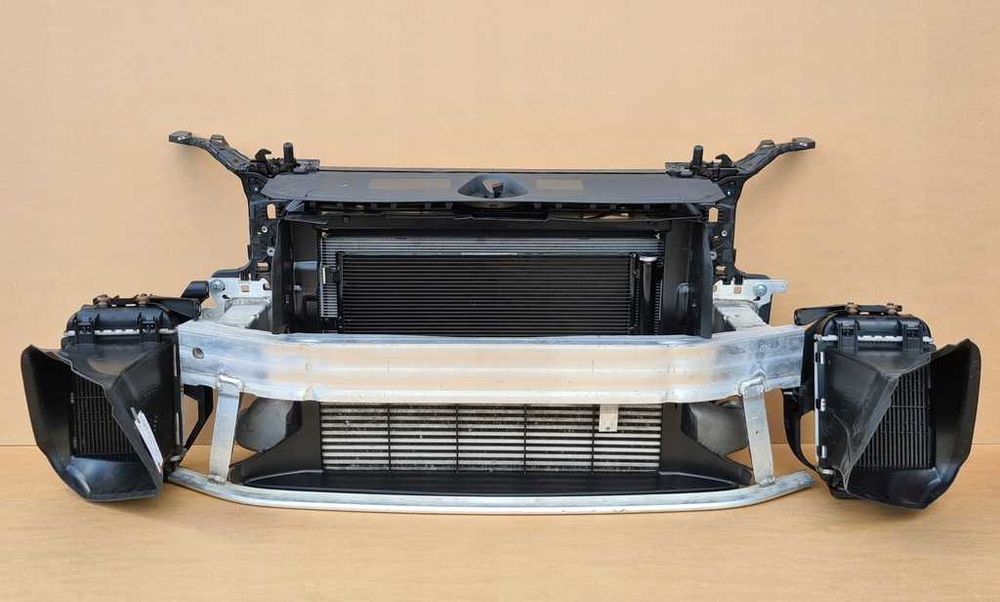 Панель (телевізор) audi q3 83a ауді кю3 83а