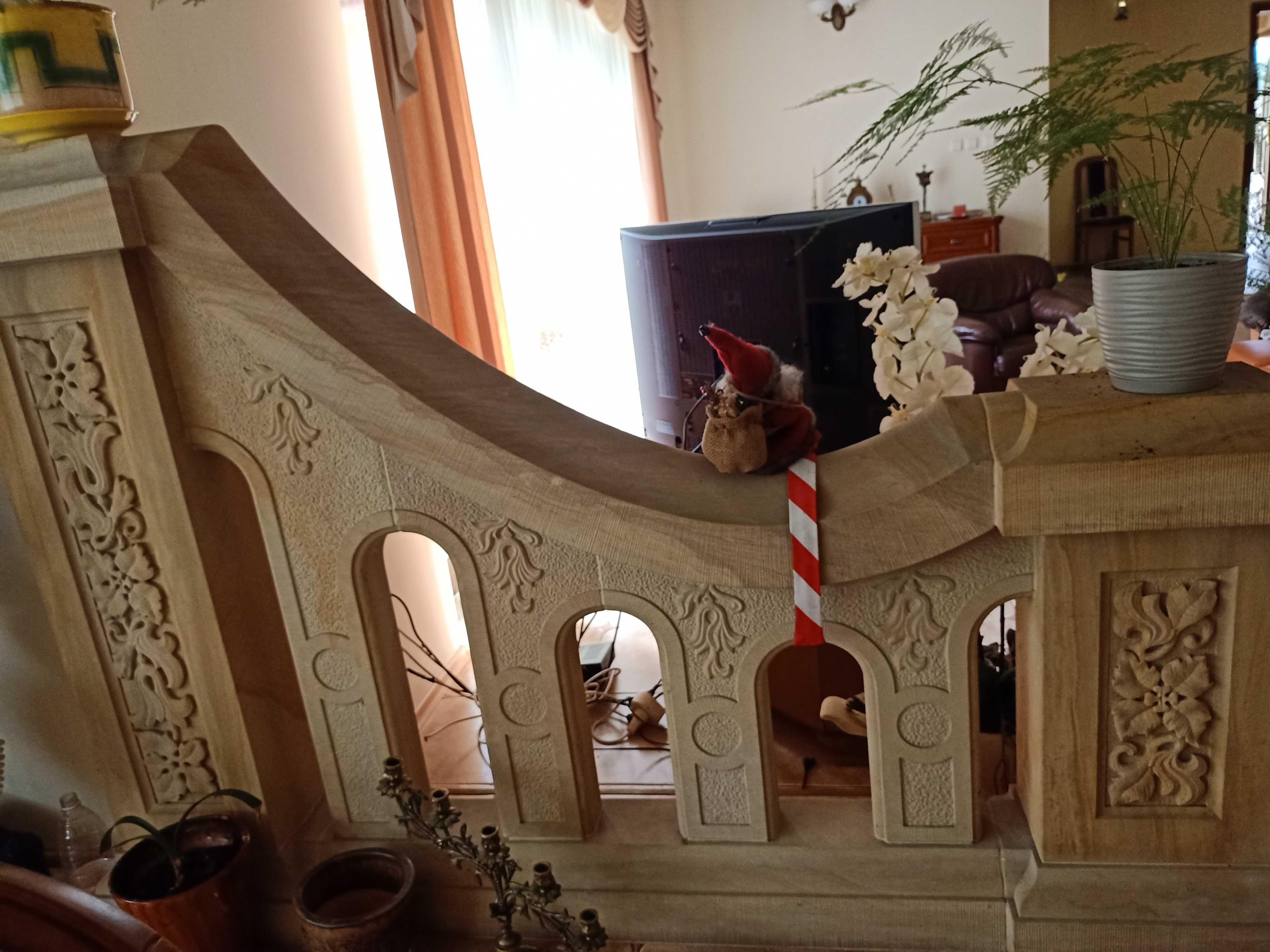 Balustrada z piaskowca przepiękna, tralki, poręcz, bariera, banda.