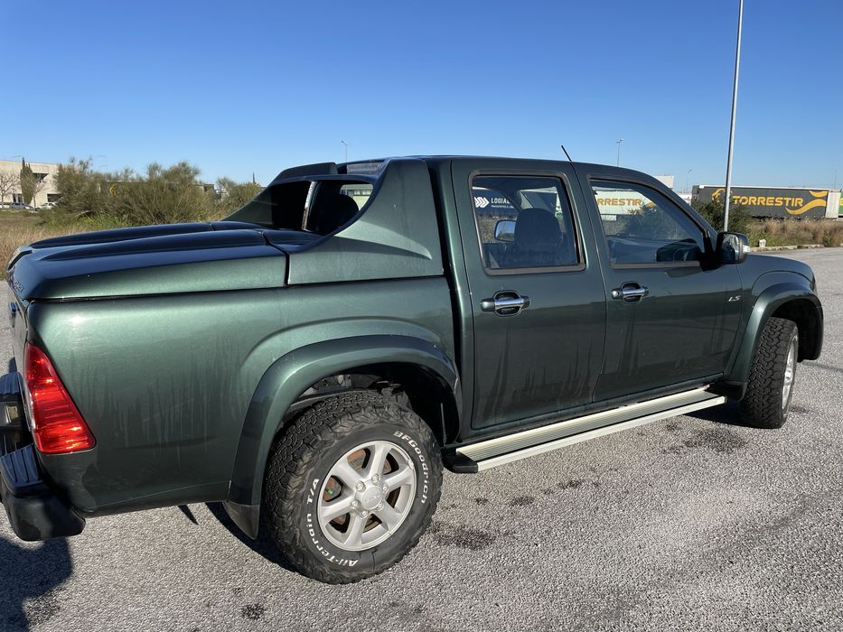 Isuzu Dmax 2,5TD 4WD