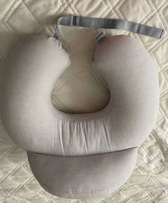 Подушка для годування