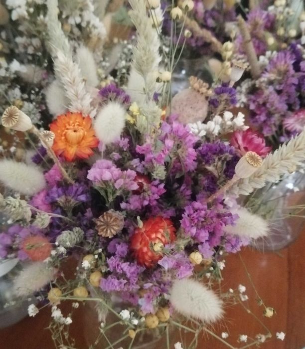 Букети із сухоцвітів