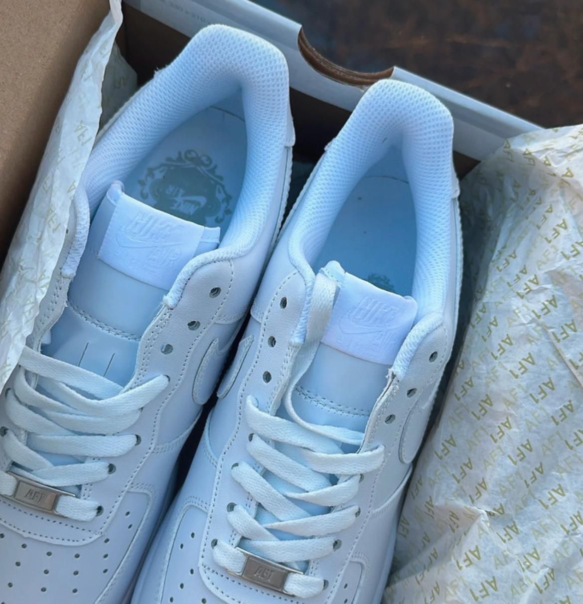 NIKE AIR FORCE 1 wyprzedaz damskie nike forcy one oryginalne 36-41