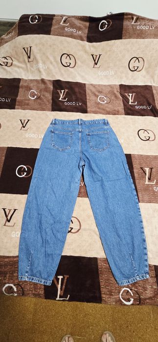 Джинсы и джинсовая куртка Reserved