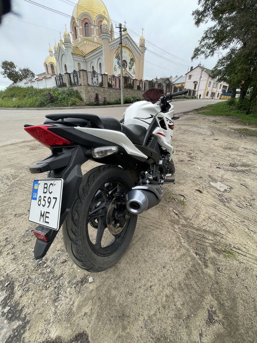 Матоцикл Lifan kpr200