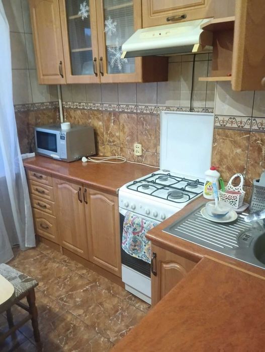 Сдам 2 ком. кв. на Половках ул. Великотирновская д27/1