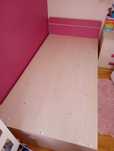 Cama de Solteira 0,90x1.90  marca Alondra incluindo secretária