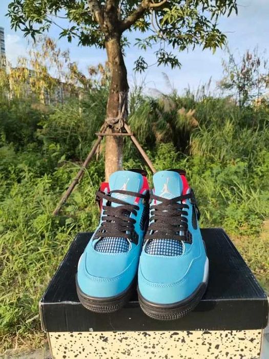 Buty-Trampk- Jordan 4 Travis Scott Cactus Jack R. 40