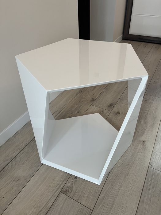 Stolik kawowy biały