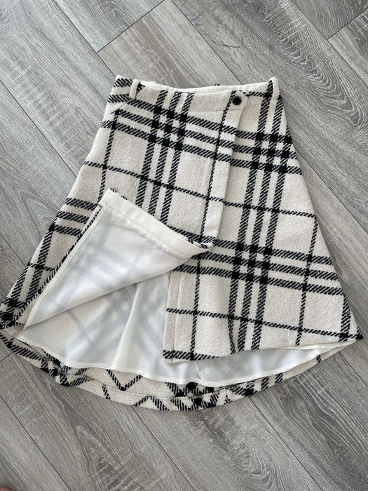 Спідниця брендова Burberryоригінал,,розмір S