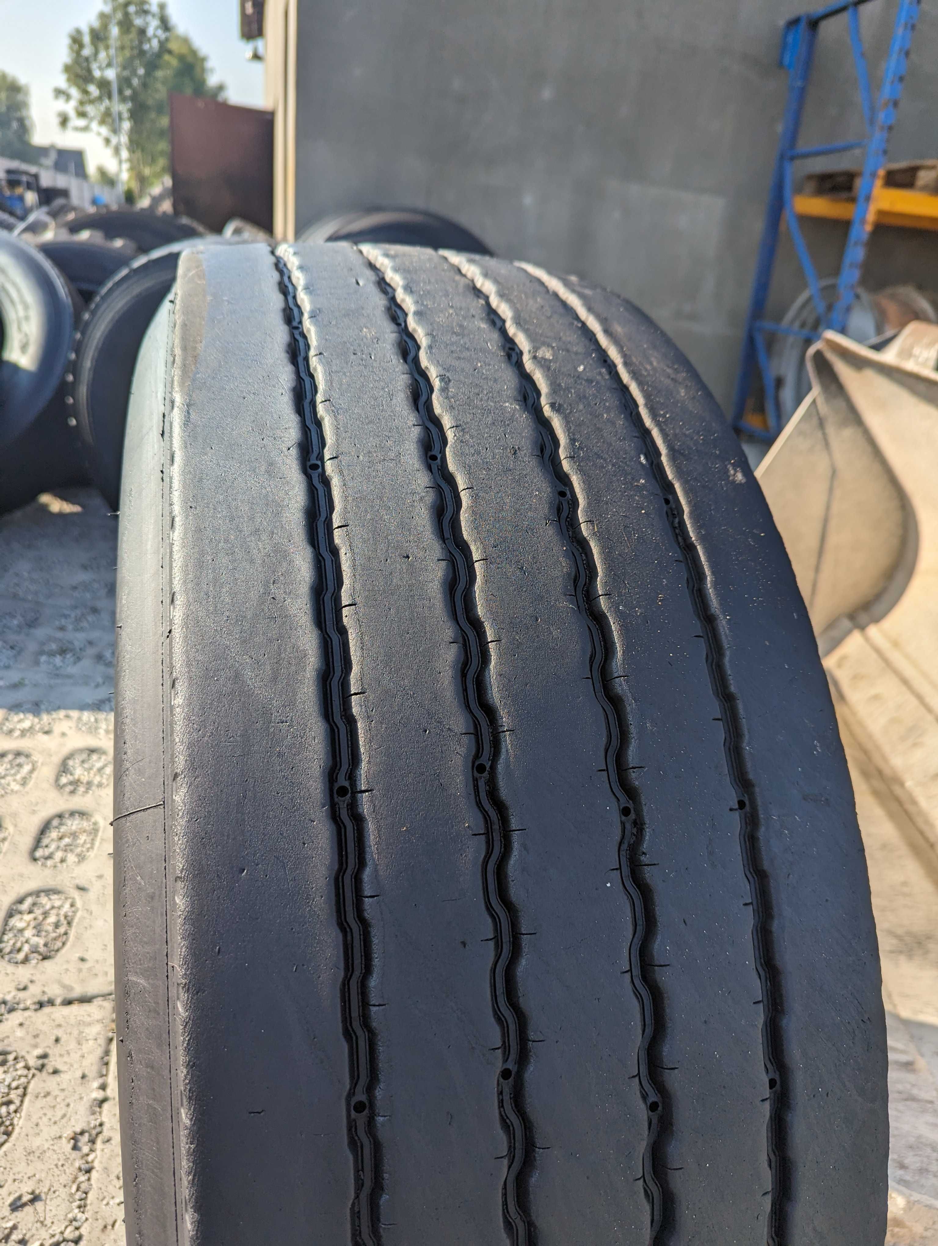 385/65R22.5 Michelin X Multi F przód