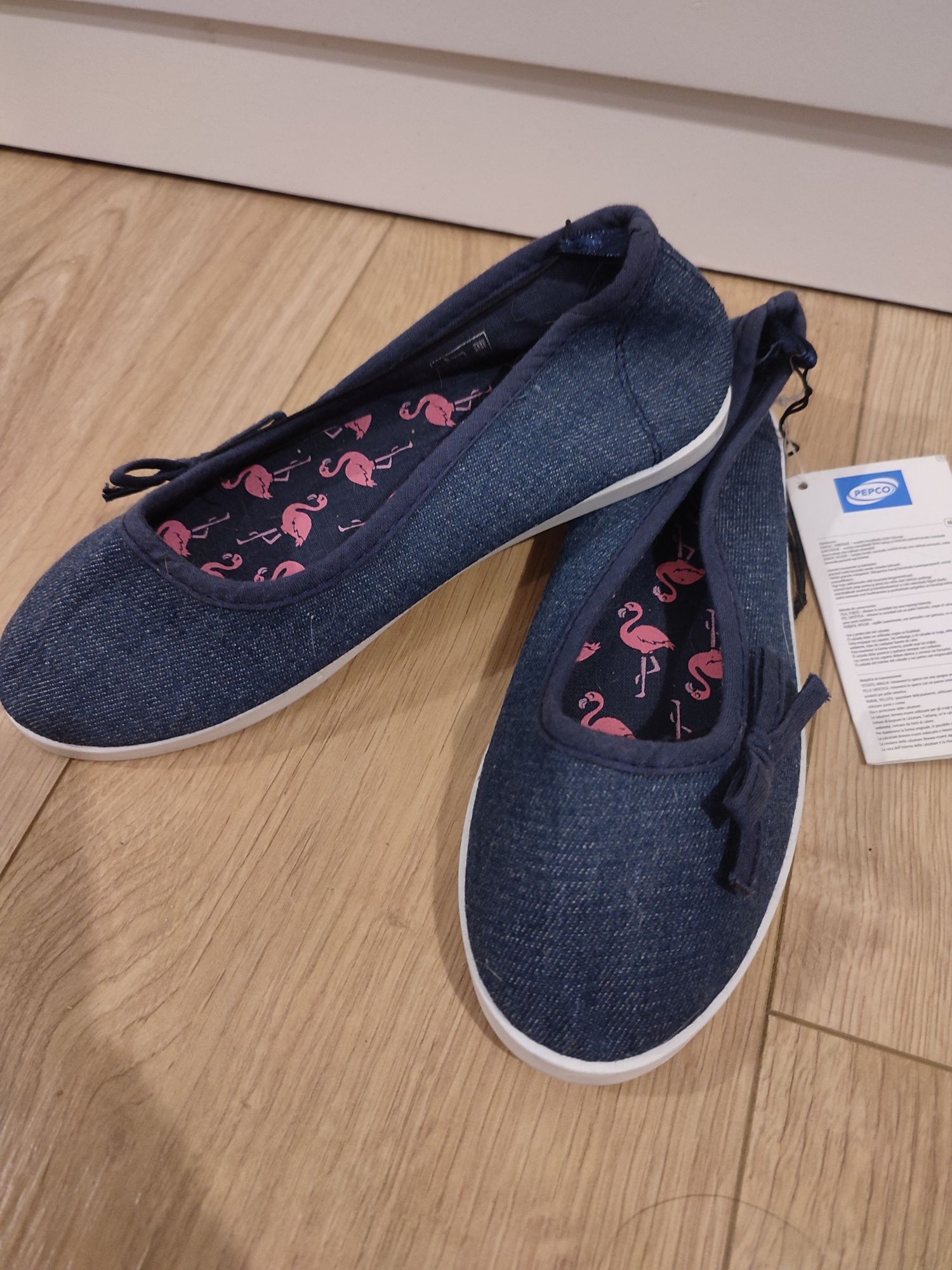 Nowe z metką buty trampki baleriny granatowe rozmiar 34