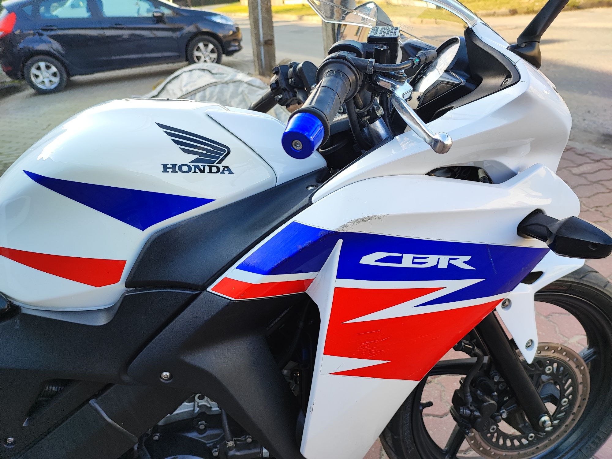 Honda CBR 125 R 2016