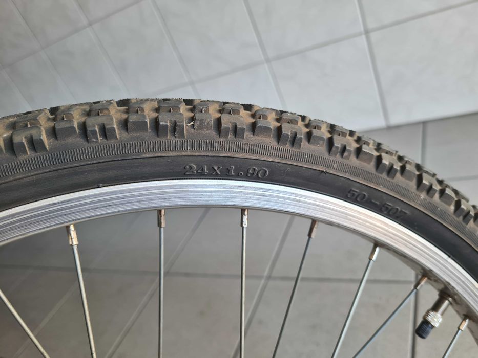 Rower Manhattan 24” – oryginalny - OBNIŻKA PIERWOTNEJ CENY