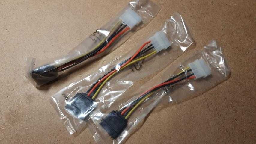 Кабель живлення перехідник Molex F - SATA (3шт.)