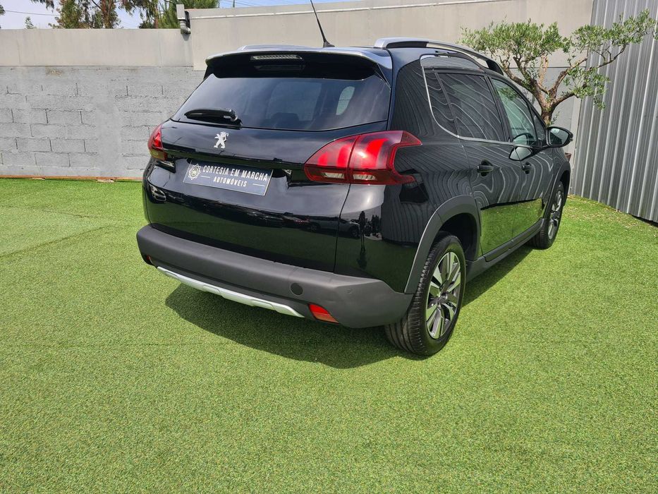 Peugeot 2008 1.6 HDi Allure APENAS 95.000 km