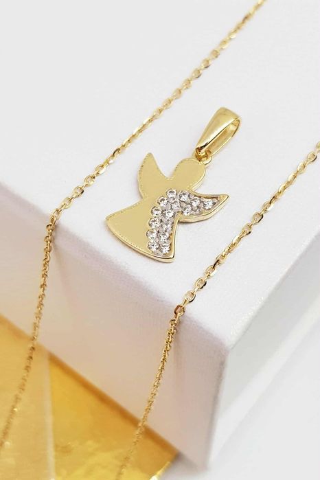 Złota zawieszka z cyrkoniami aniołek