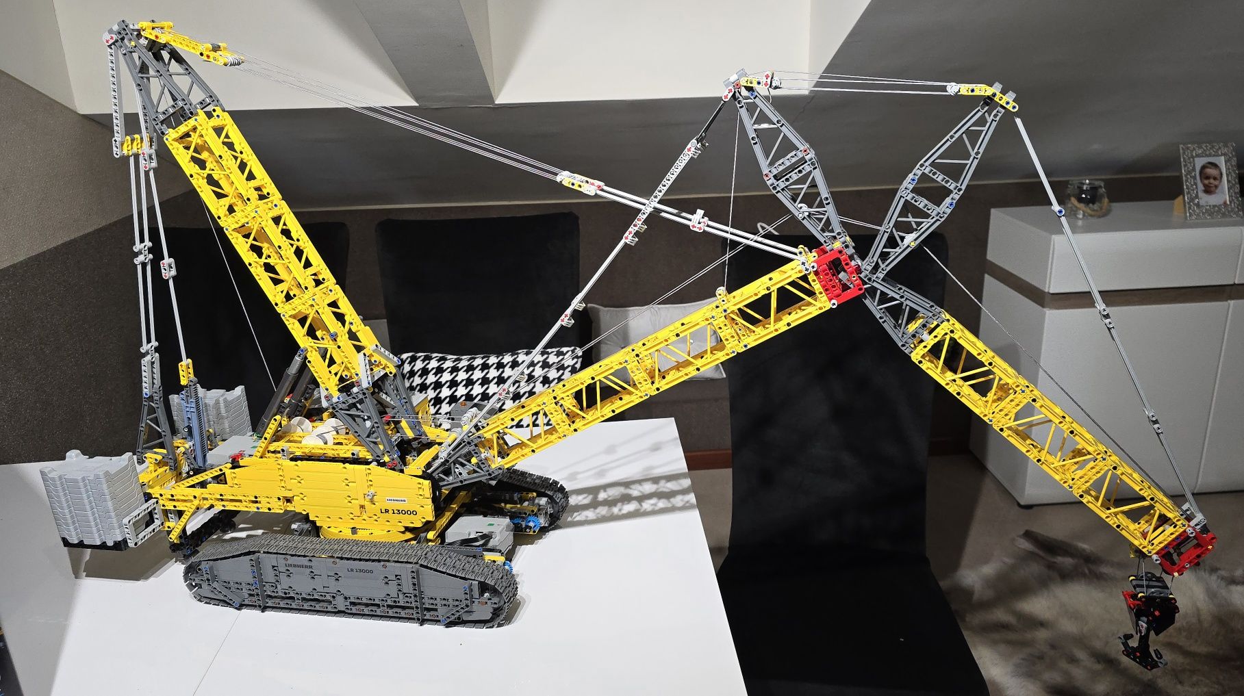 LEGO Technic 42146 ideał - Liebherr LR 13000