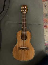 Mellow guitalele ukulele mała gitara