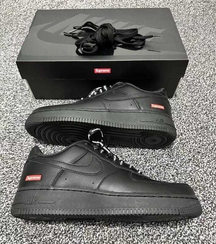 Nike air force 1 Supreme Black EU 39