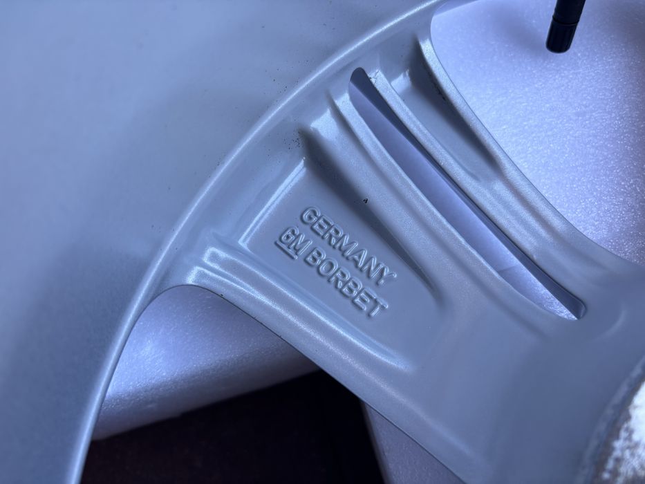 Felgi Opel Insignia Astra Zafira 5x115 7,5Jx17 ET45 czujniki Antara