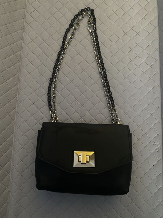 Клатч Mango чорного кольору