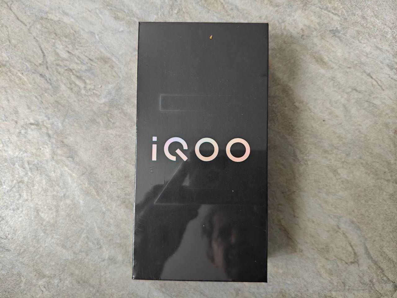 Vivo iqoo z10 turbo pro, 12/256, Snap 8S gen4, черный