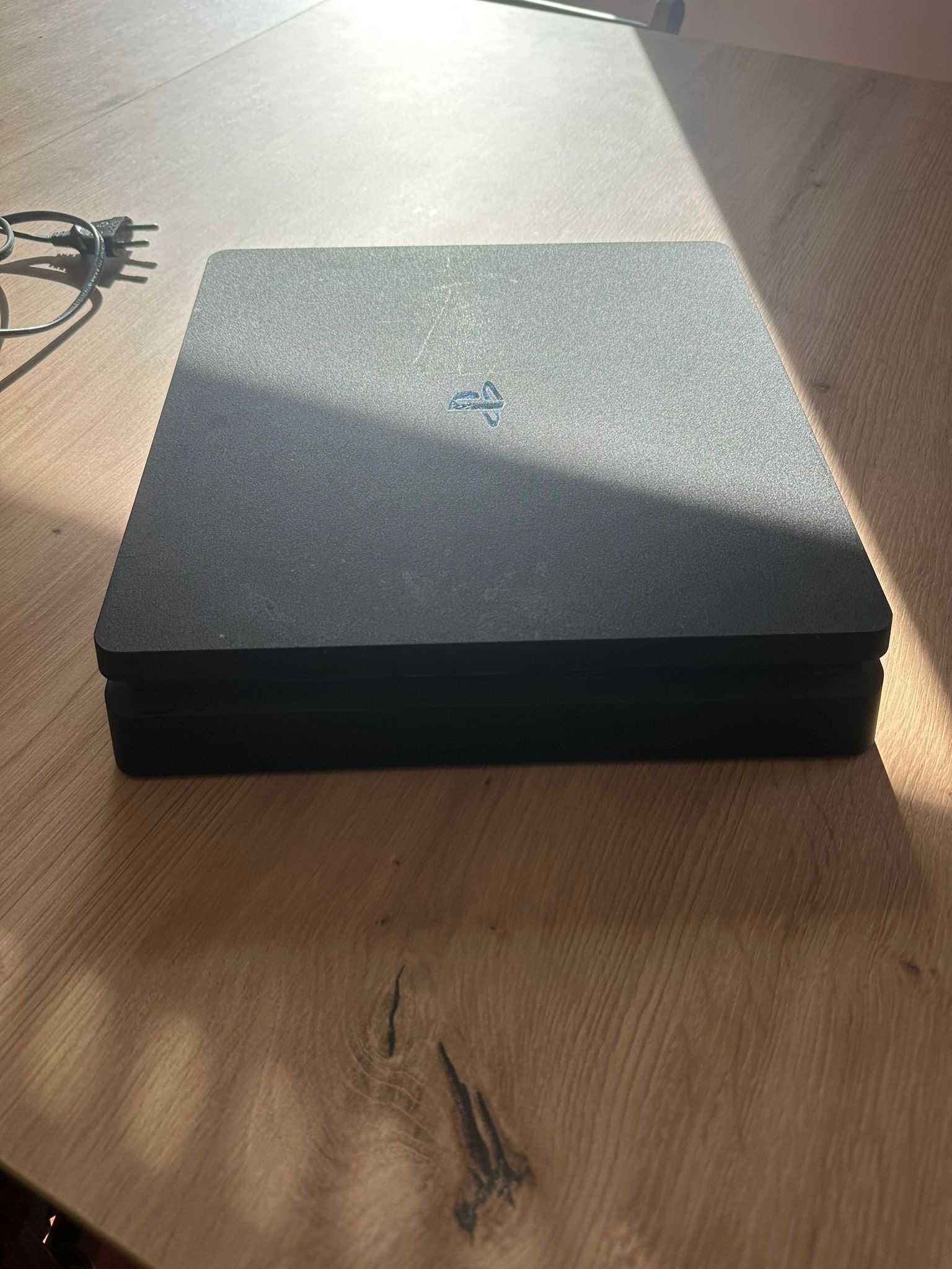 PlayStation 4 Slim - 500 GB